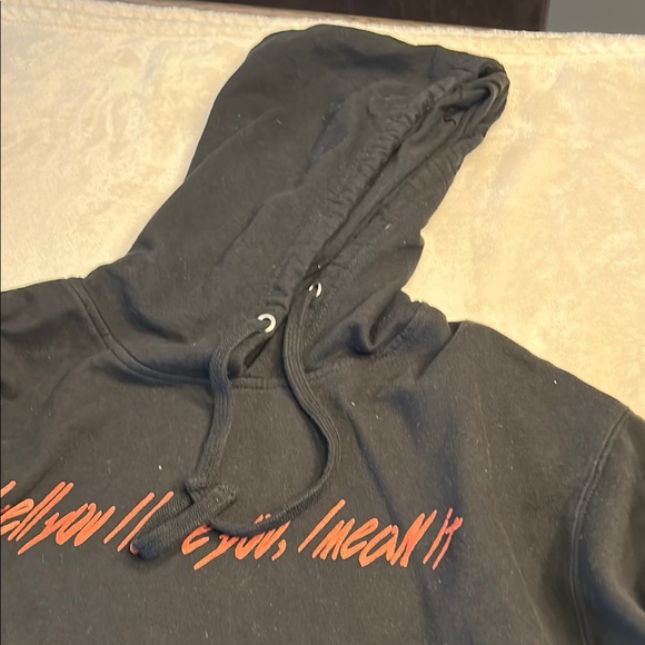 Stylish Black Graphic Hoodie - Picture 3 of 4